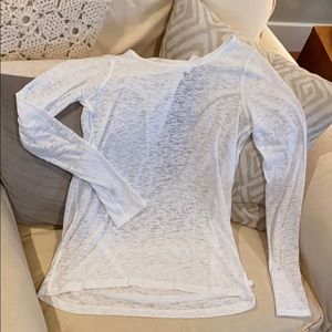 Lululemon Low Key LS tee